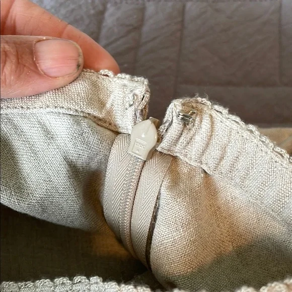 J Jill 100% linen adorable eyelit skirt size small light cream color - Picture 5 of 7